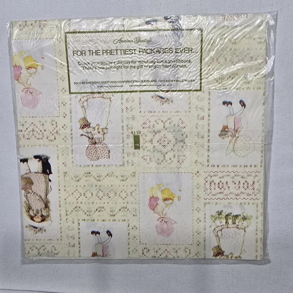Vintage New American Greetings Assorted Gift Wrap Hollie Hobbie Patchwork Floral